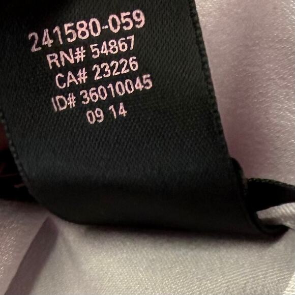 Victorias Secret Blush 2010s Robe - Picture 6 of 8